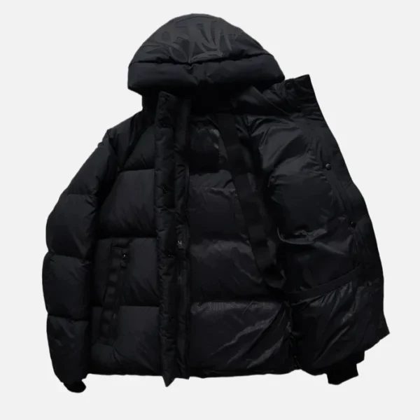 Chaqueta Synaworld ‘Syna Logo’ Negra - Image 3